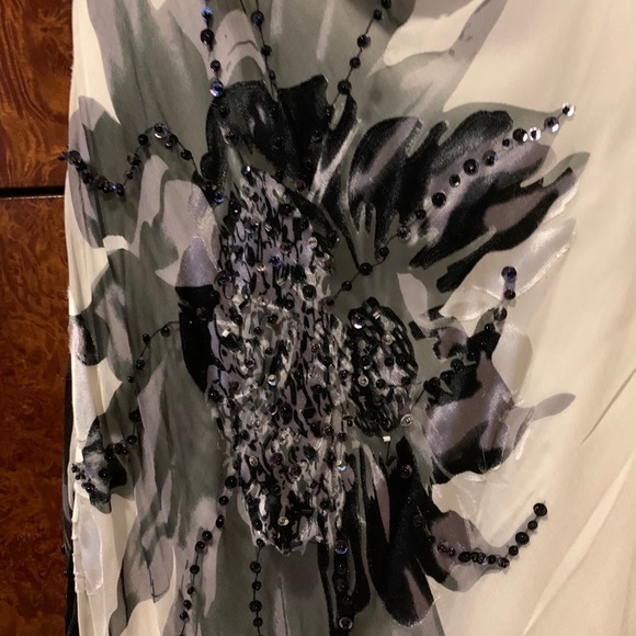 Cashe blk/white floral beaded fringe flow dress - Picture 7 of 14